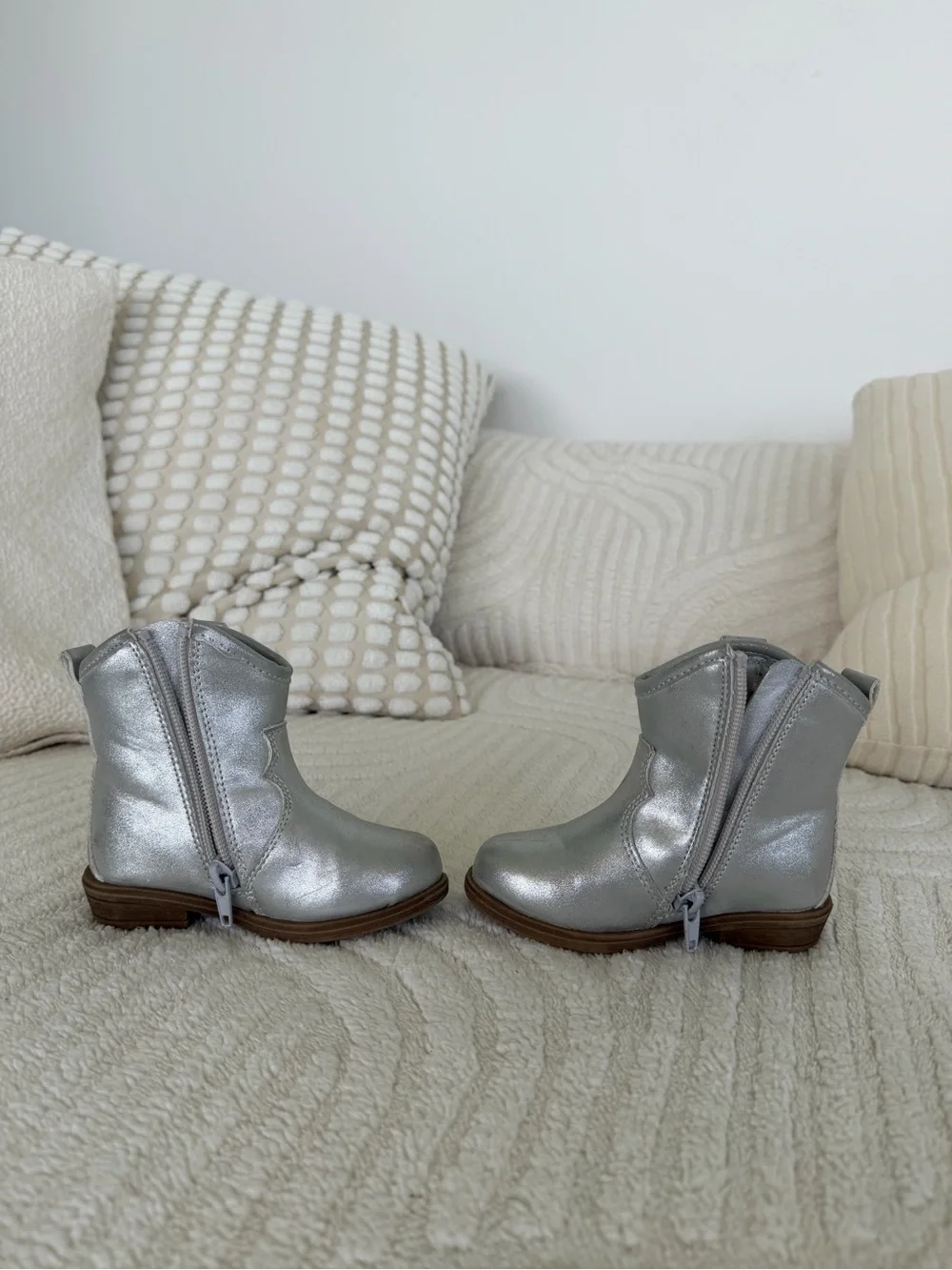 Metallic Silver Kids' Western Booties- size 5- Preloved